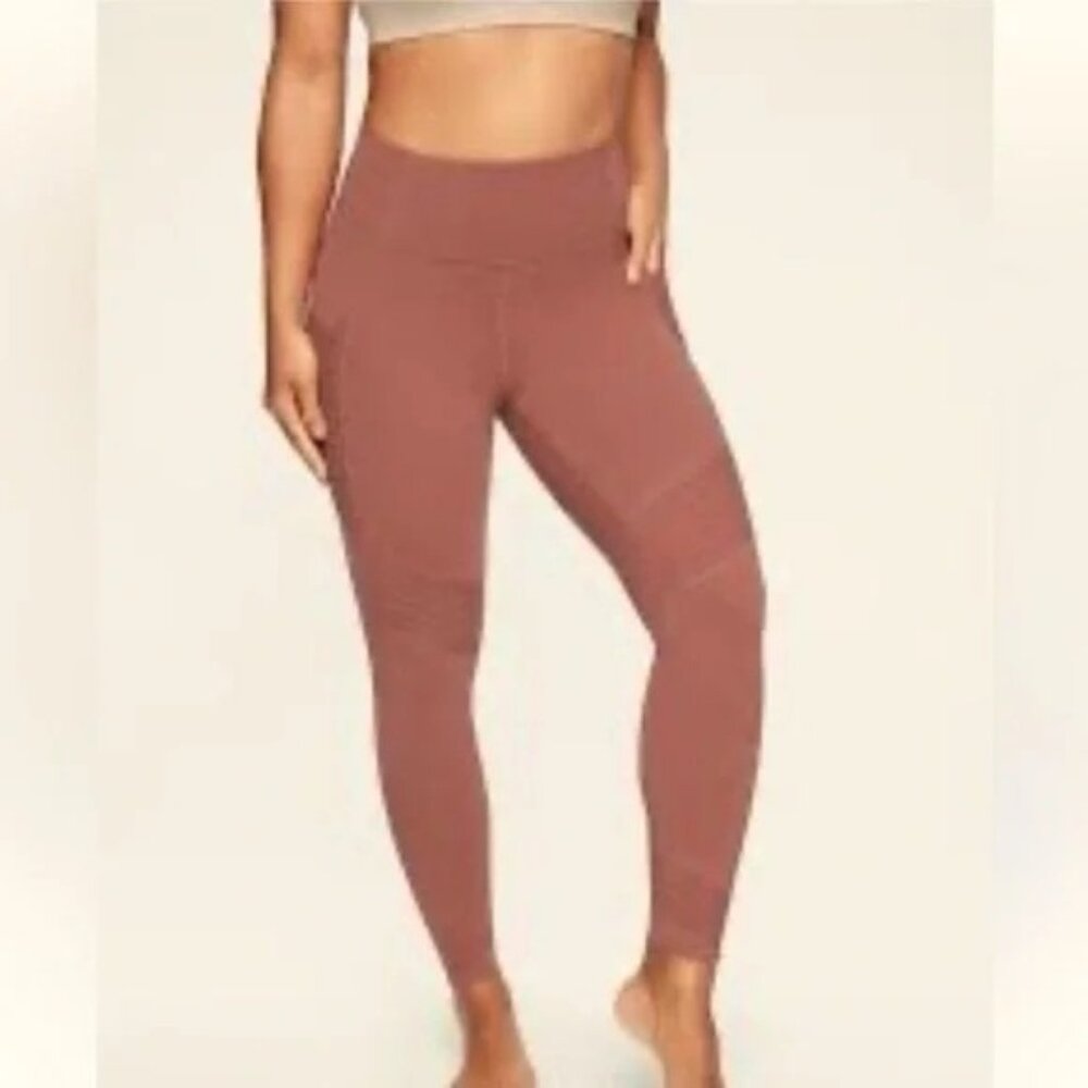 Athleta Salutation Stash Pocket pink Orange workout legging XS
